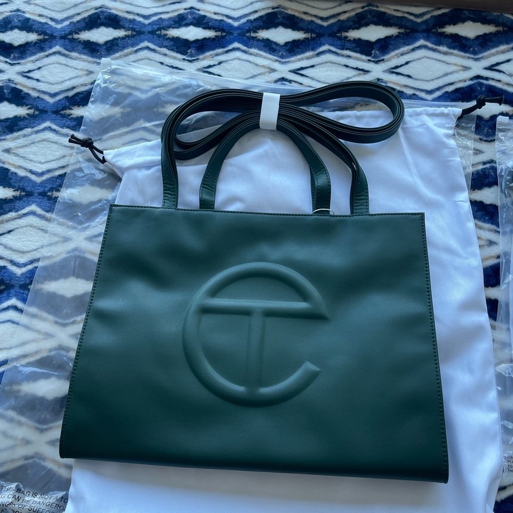 Telfar medium dark olive